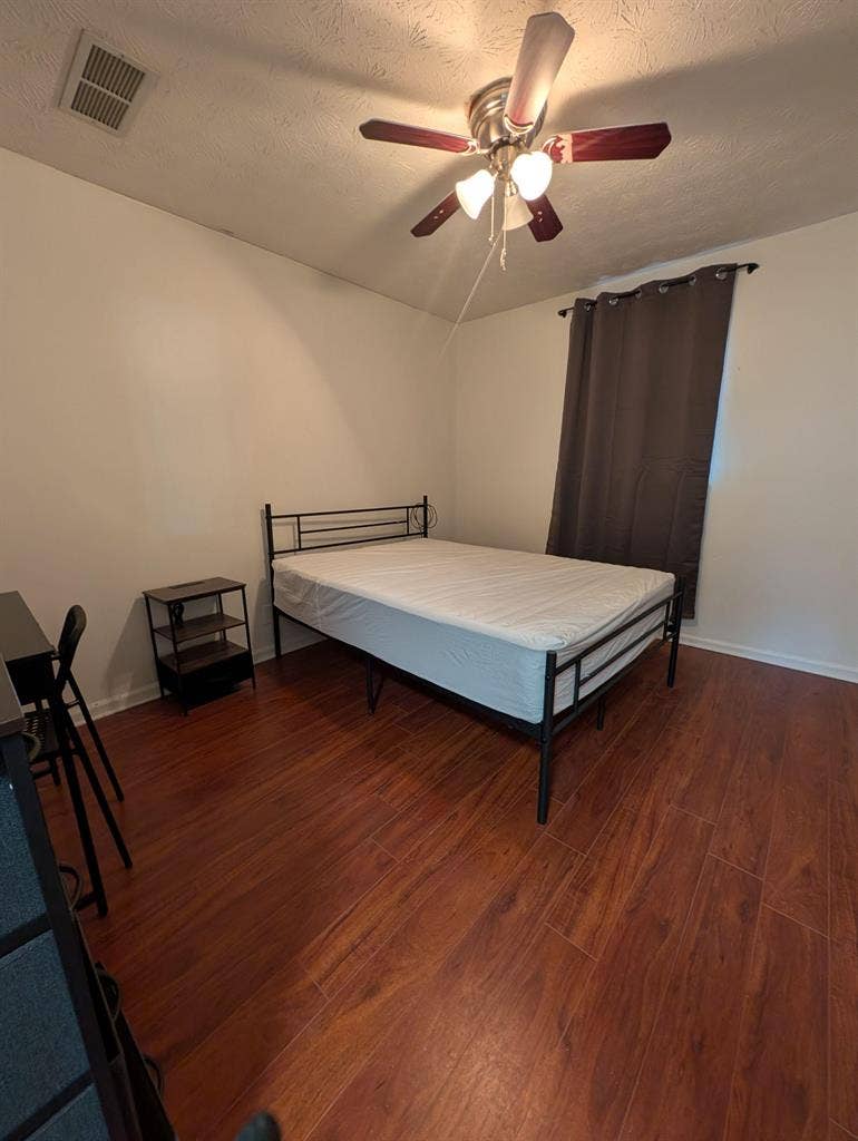 8 BR in Atlanta