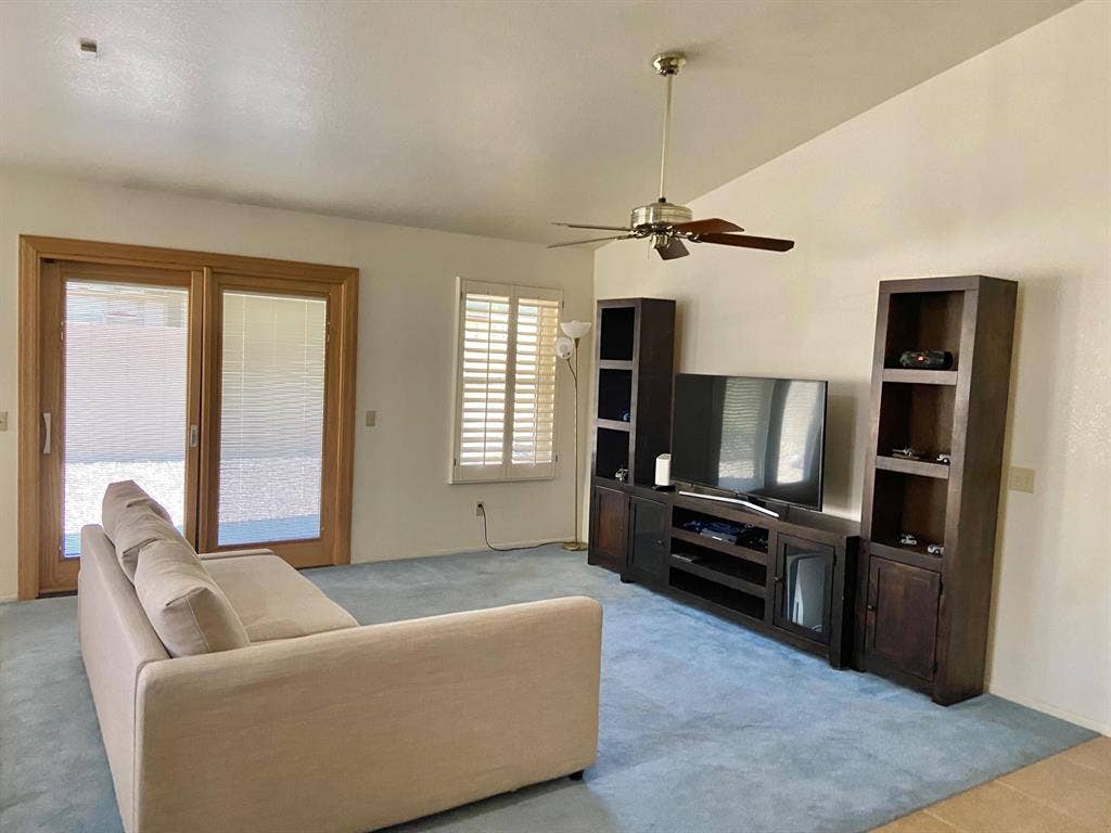 2 BR in Glendale