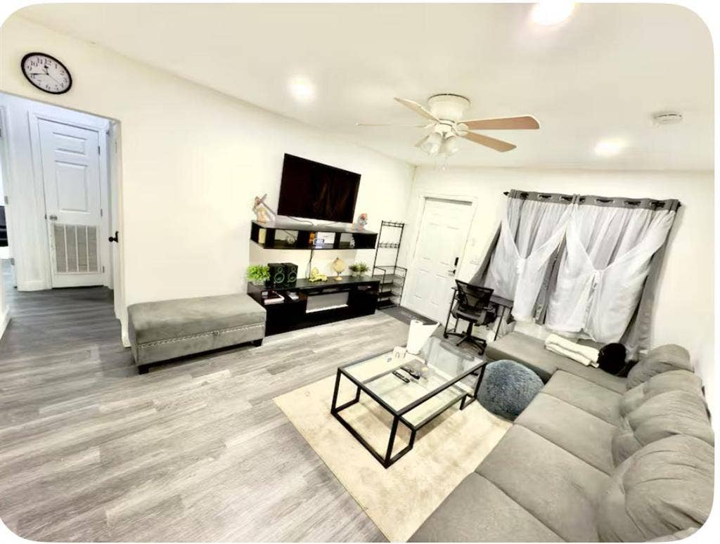 1 BR in Miramar