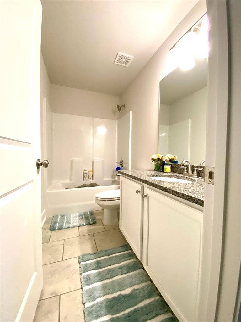 2 BR in Gainesville