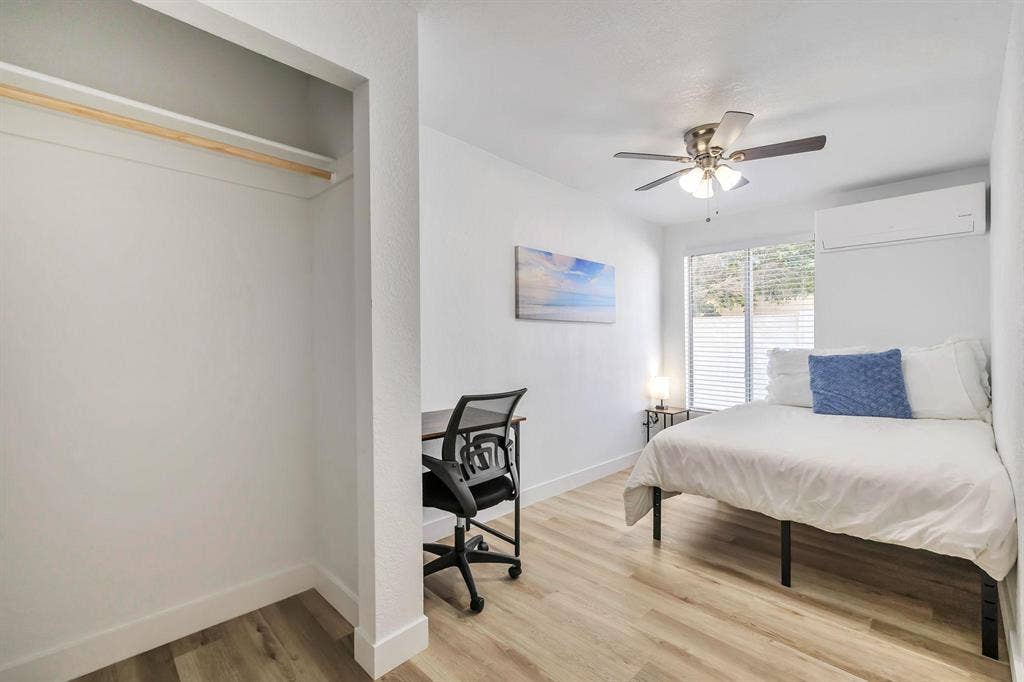 9 BR in Phoenix