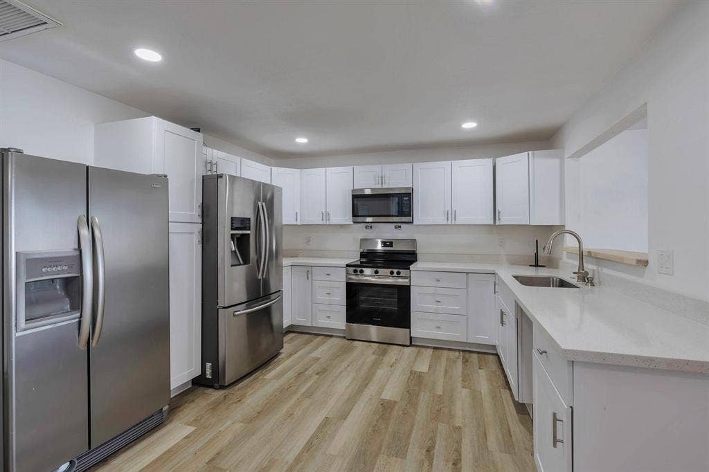 9 BR in Phoenix