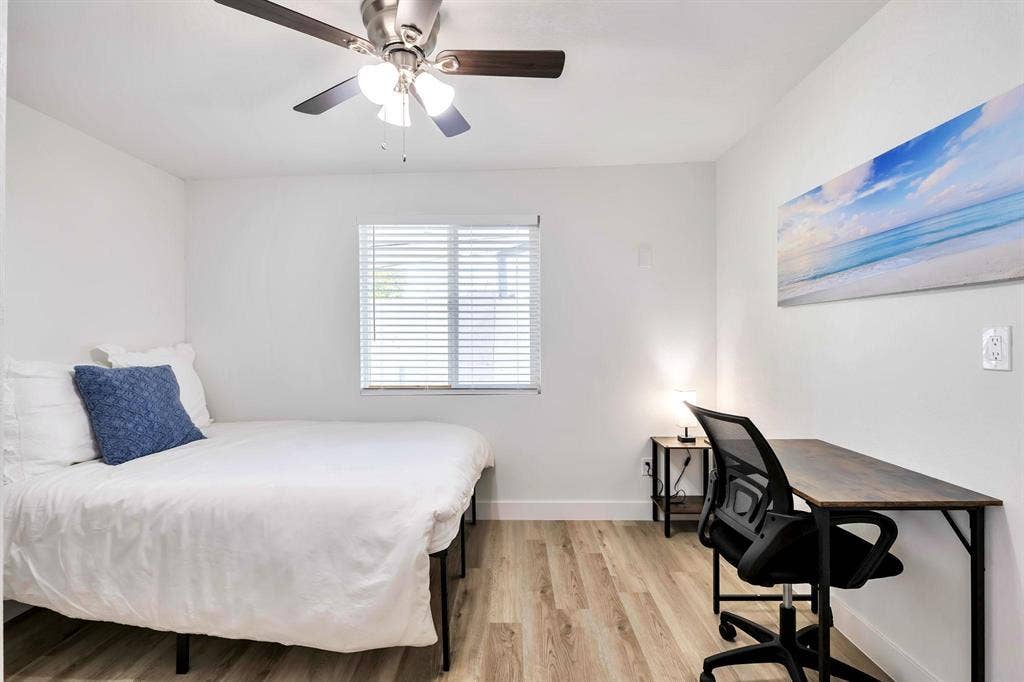 9 BR in Phoenix