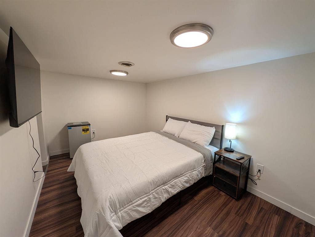 6 BR in Great Falls