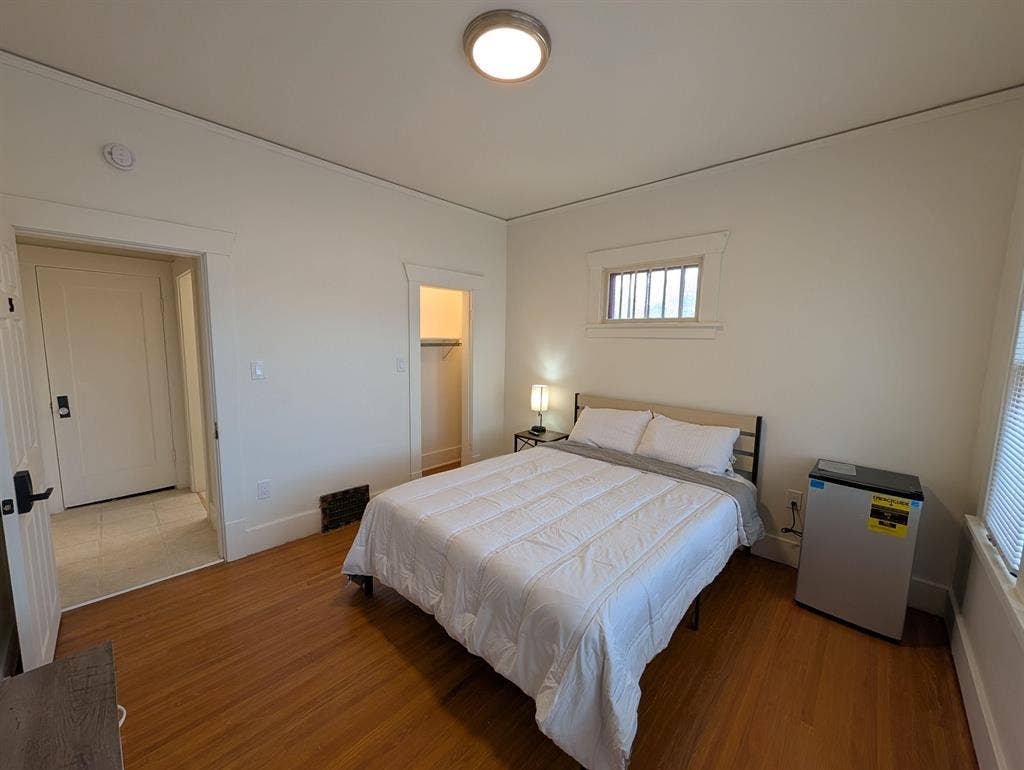 6 BR in Great Falls