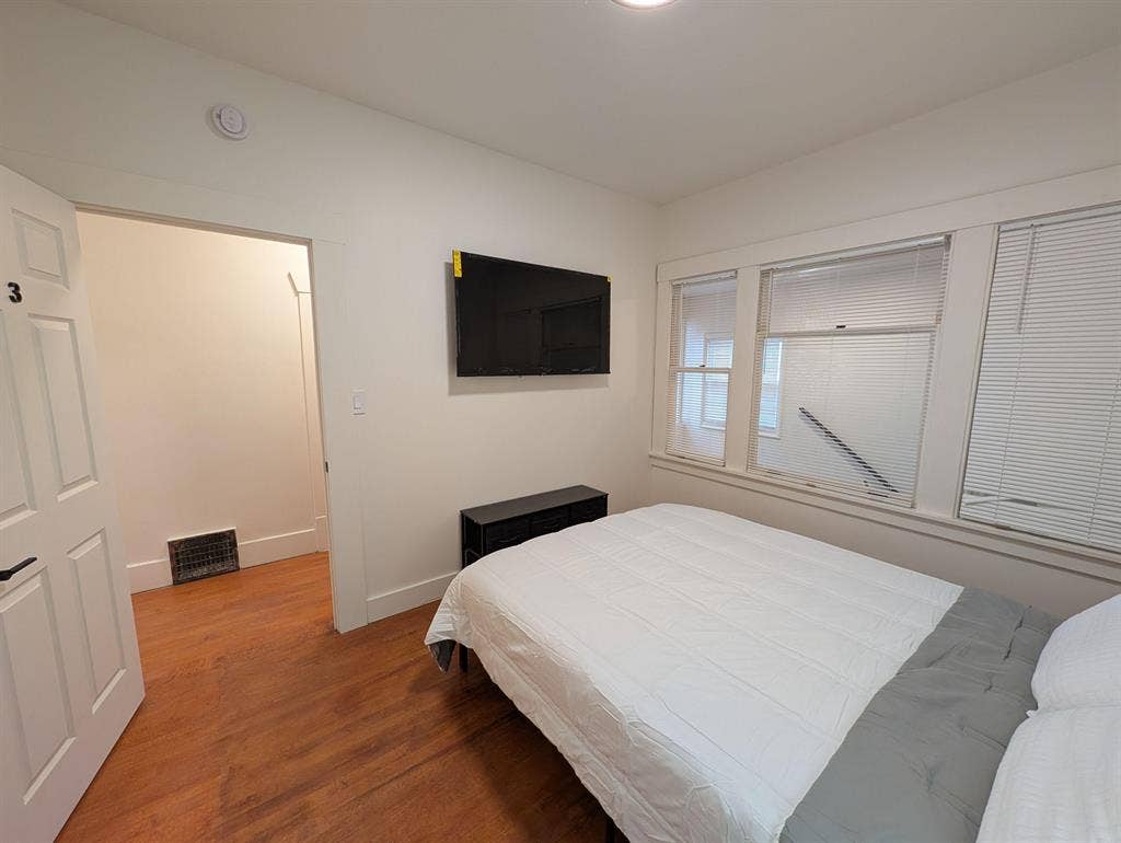 6 BR in Great Falls