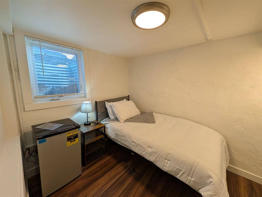 6 BR in Great Falls