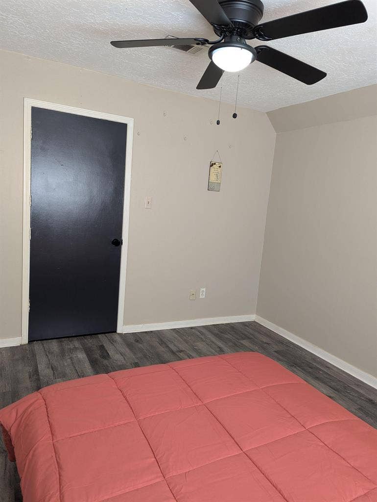 6 BR in Cypress