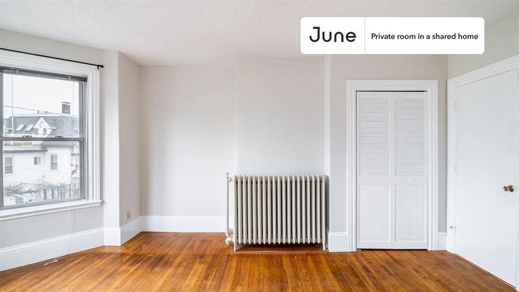 3 BR in Boston