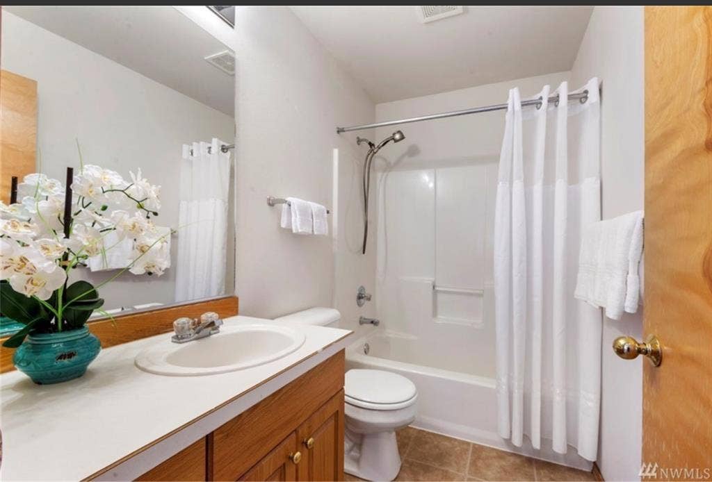 Roommate wanted 