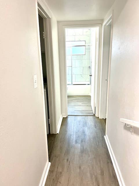 HUGE Room for Rent shared bathroom