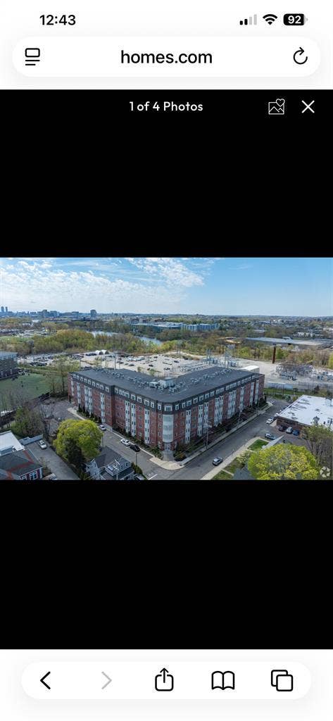 2 Bedroom, 2 Bath, Offstreet park