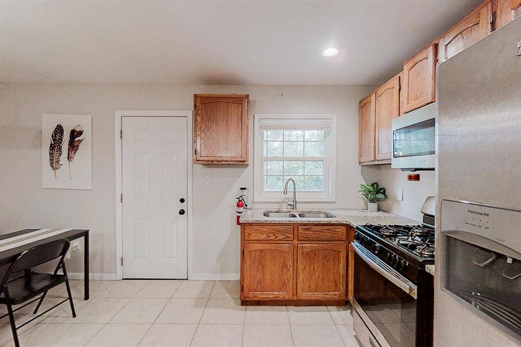 6 BR in Atlanta