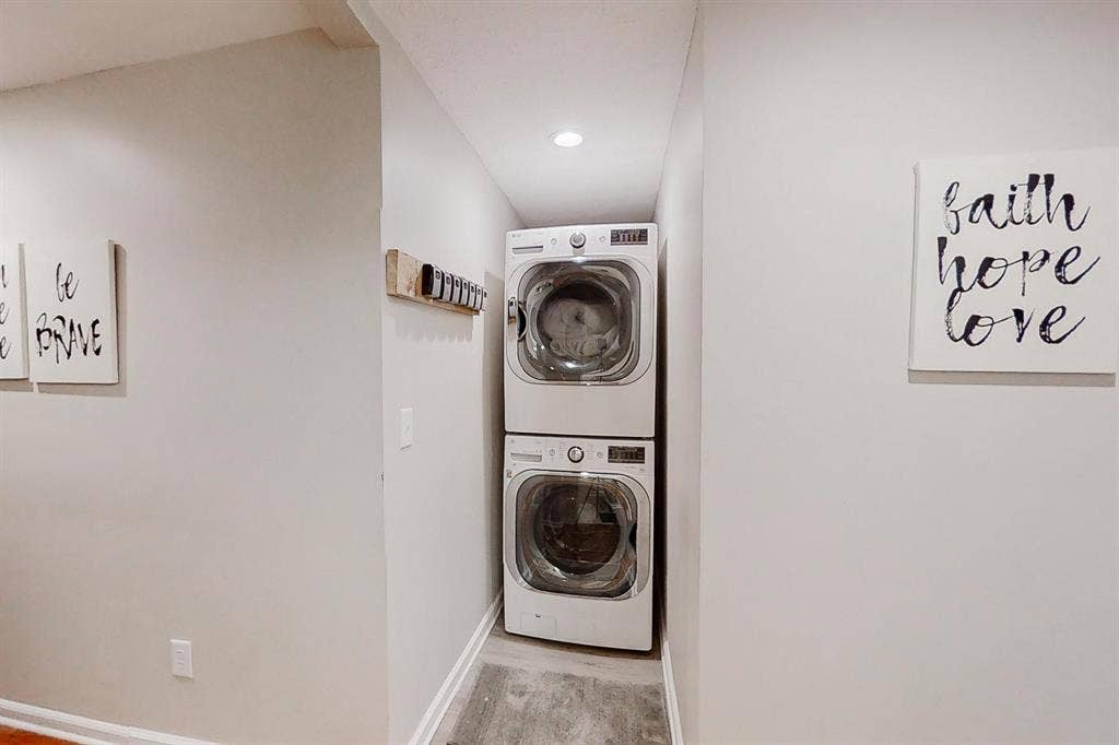 6 BR in Atlanta
