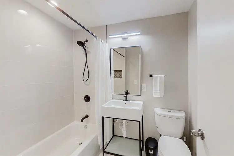 6 BR in Atlanta