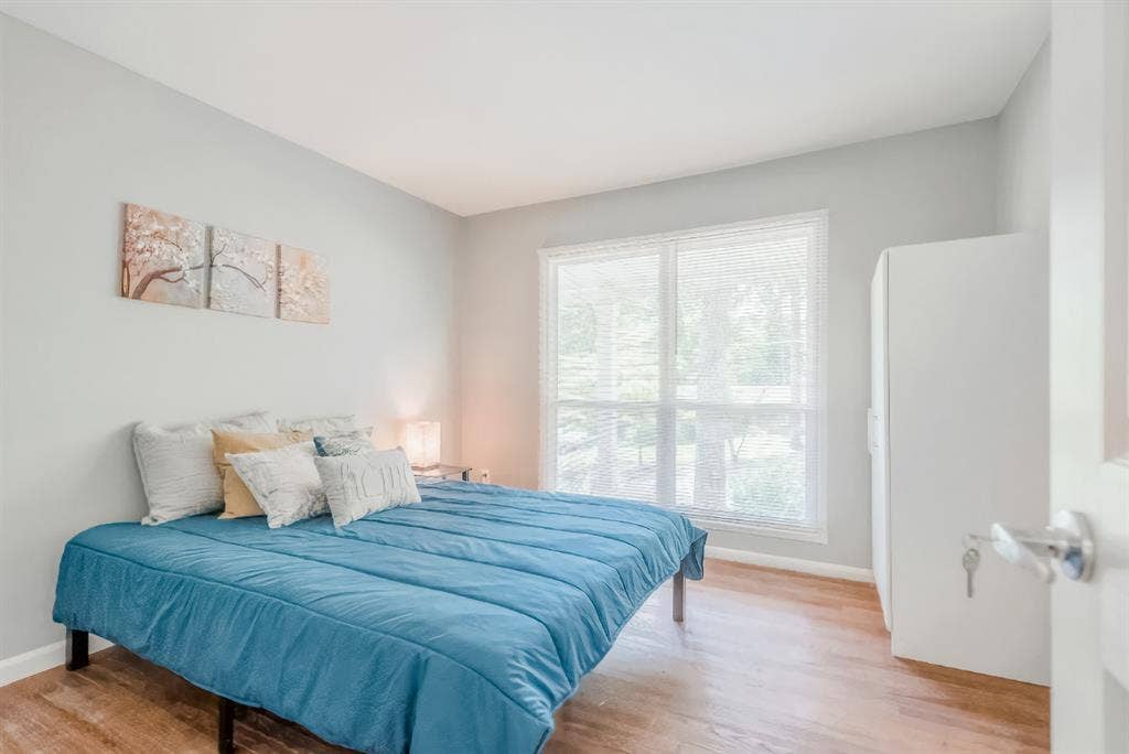 6 BR in Decatur