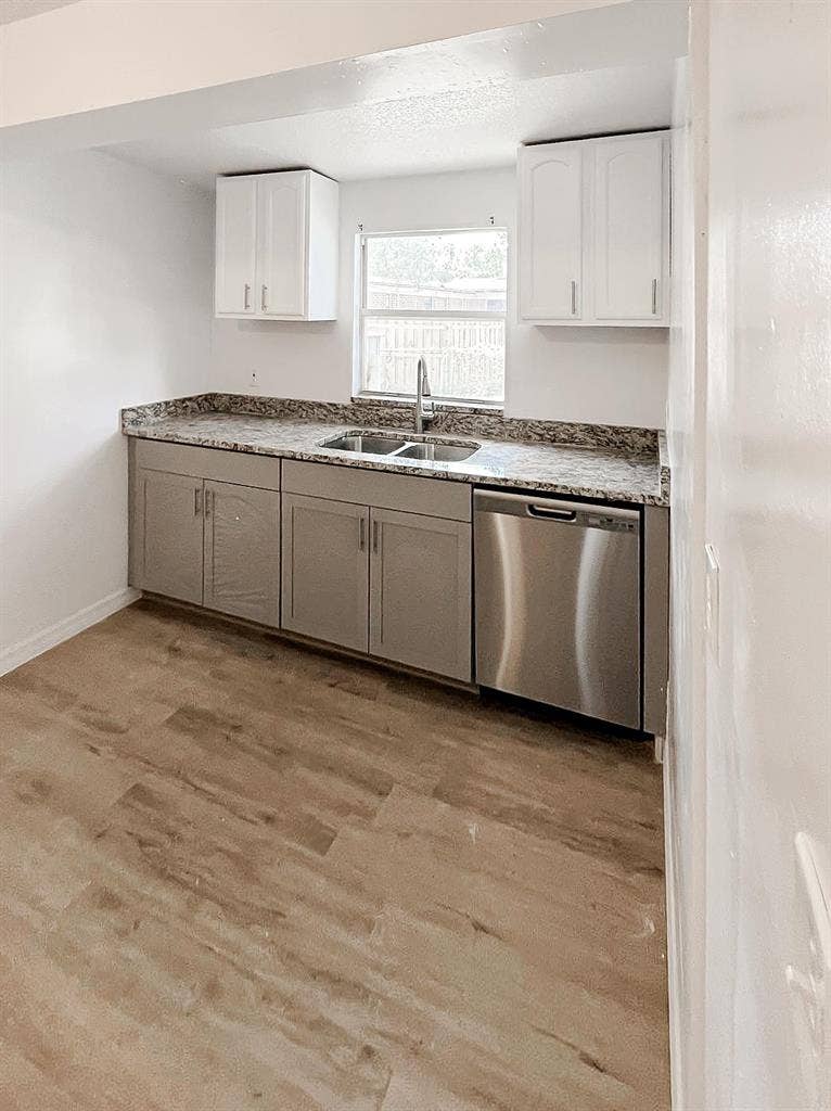 6 BR in Jacksonville