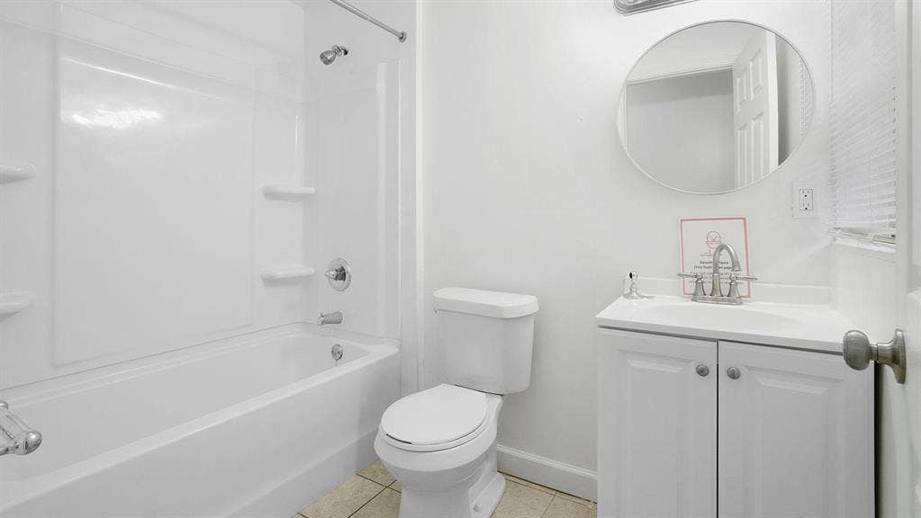 7 BR in Forest Park