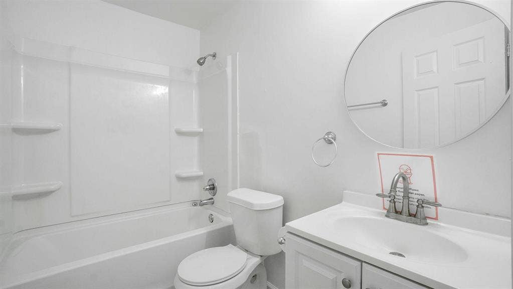 7 BR in Forest Park