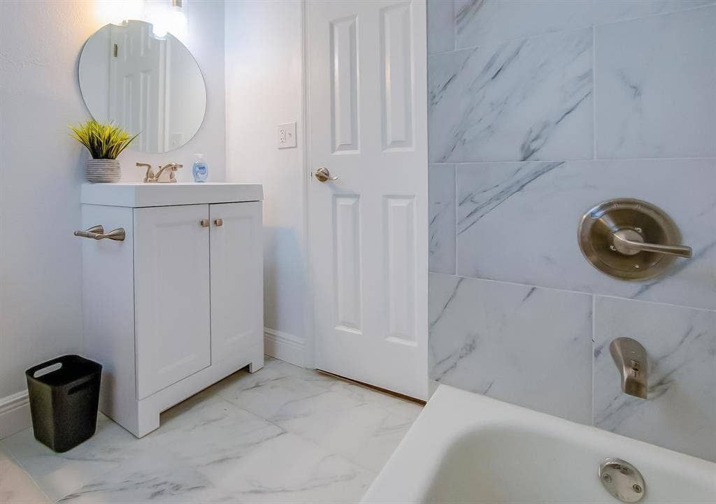 5 BR in Ruskin