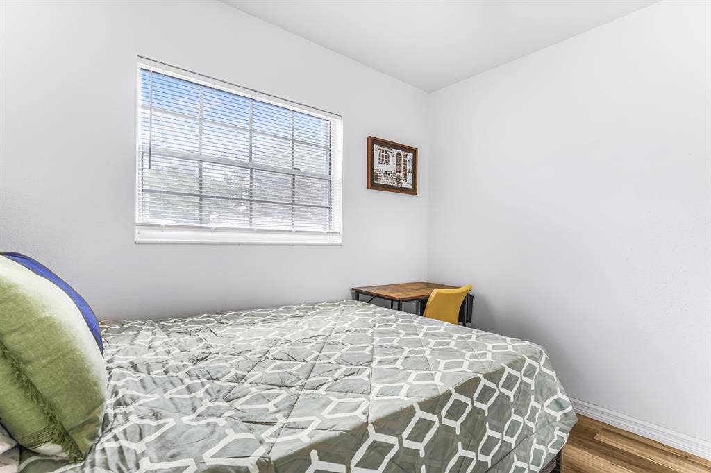 9 BR in Jacksonville