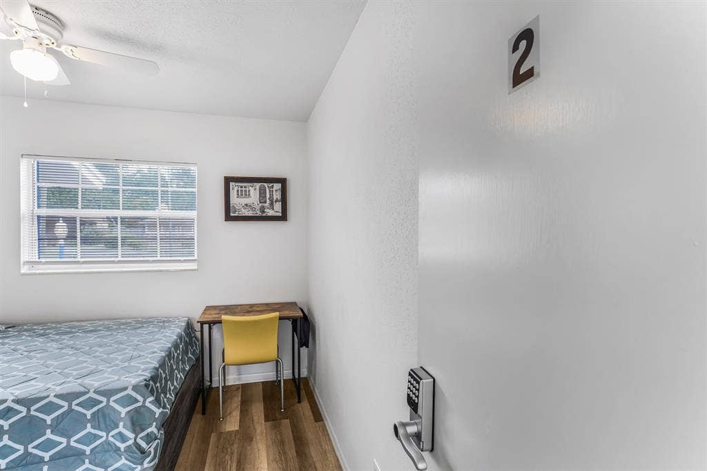 9 BR in Jacksonville