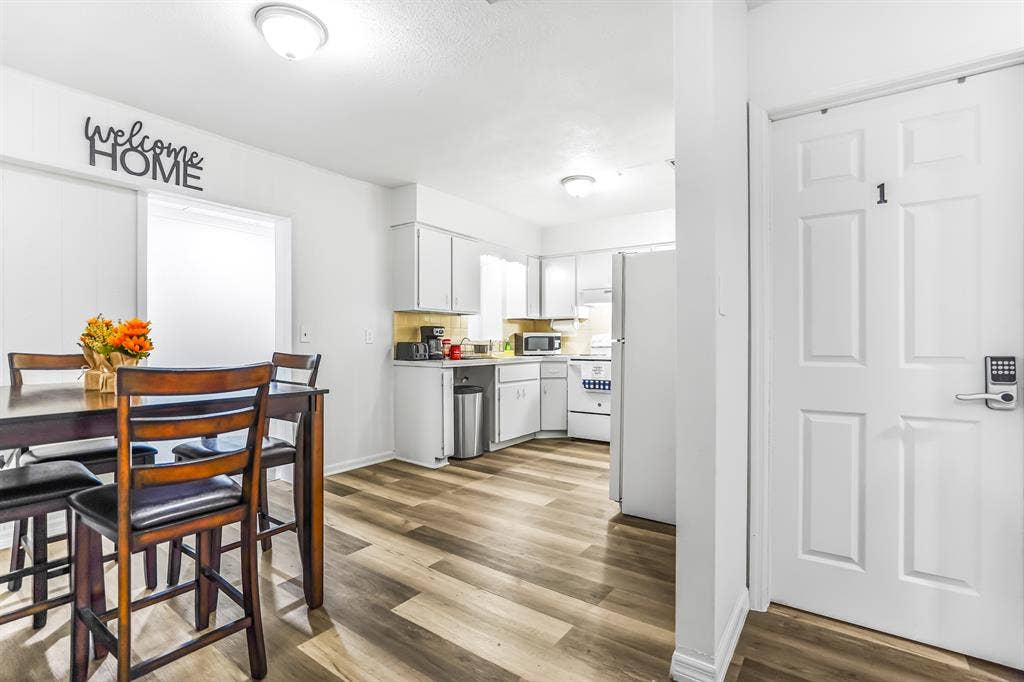 9 BR in Jacksonville