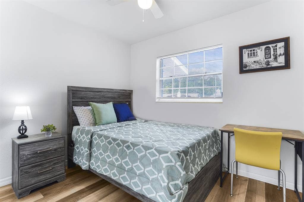 9 BR in Jacksonville