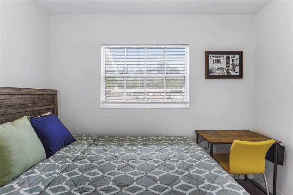 9 BR in Jacksonville