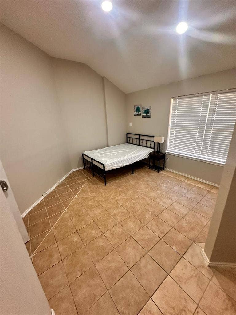 4 BR in Euless