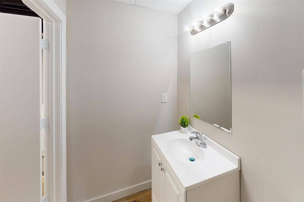 10 BR in Marietta