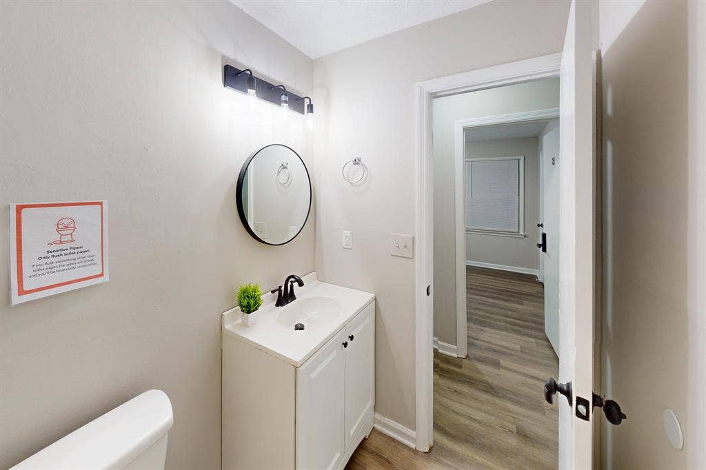 10 BR in Marietta