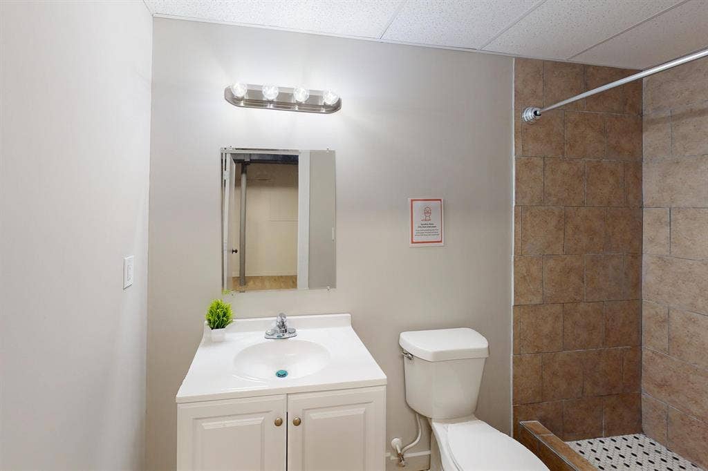 10 BR in Marietta