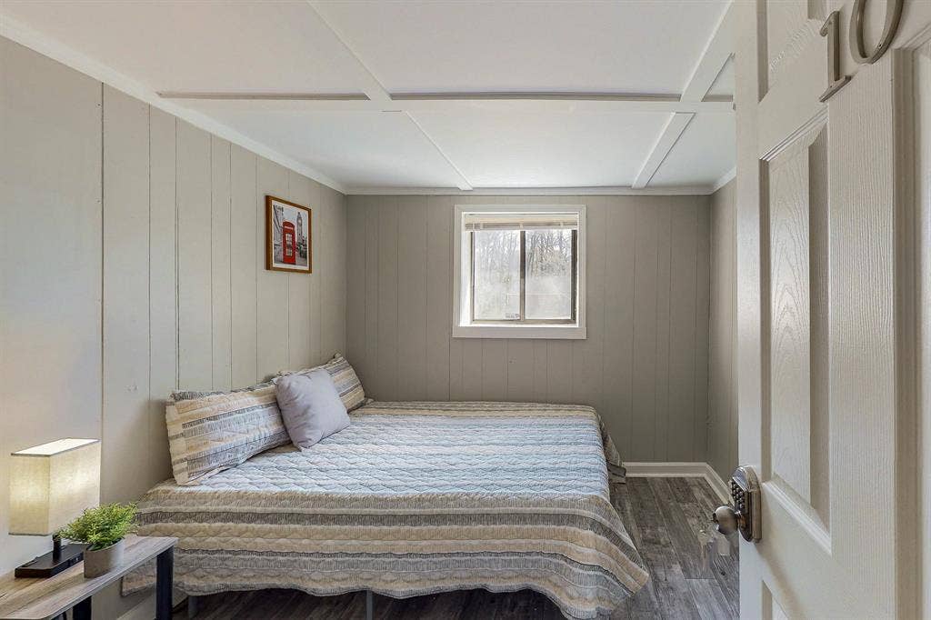 9 BR in Ellenwood