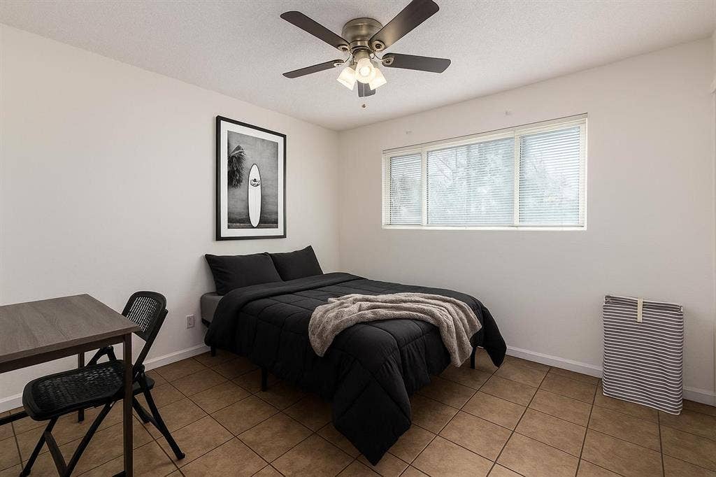 8 BR in Mesa