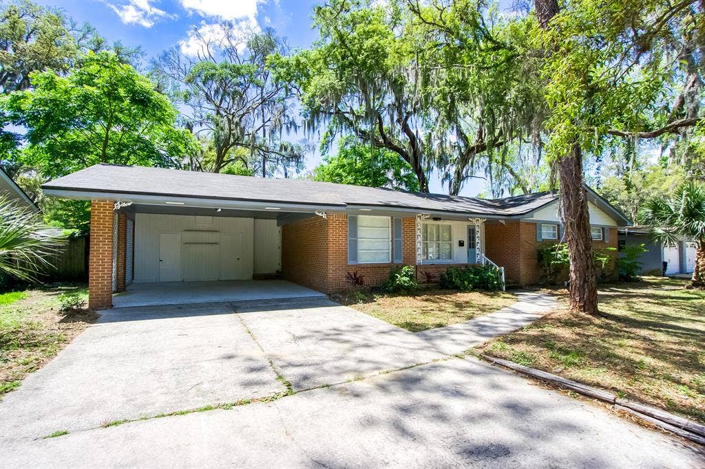 8 BR in Jacksonville
