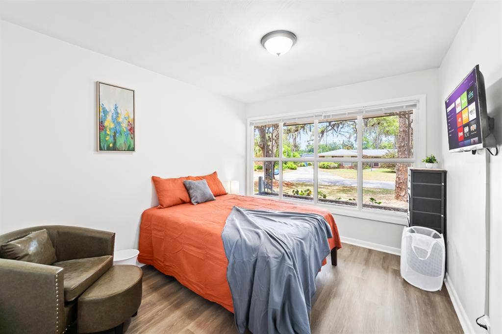 8 BR in Jacksonville