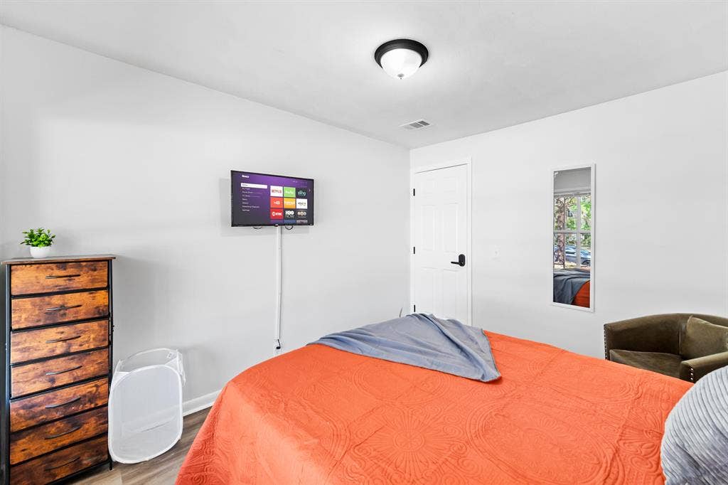 8 BR in Jacksonville