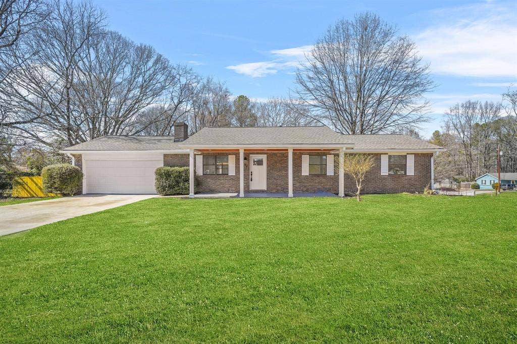 3 BR in Conyers