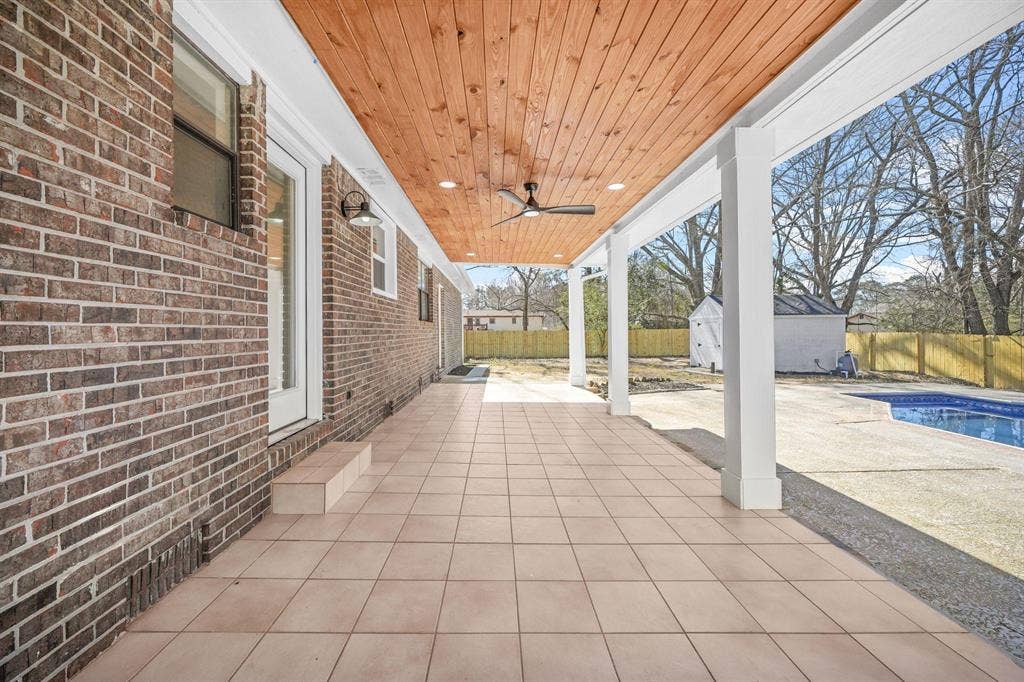3 BR in Conyers