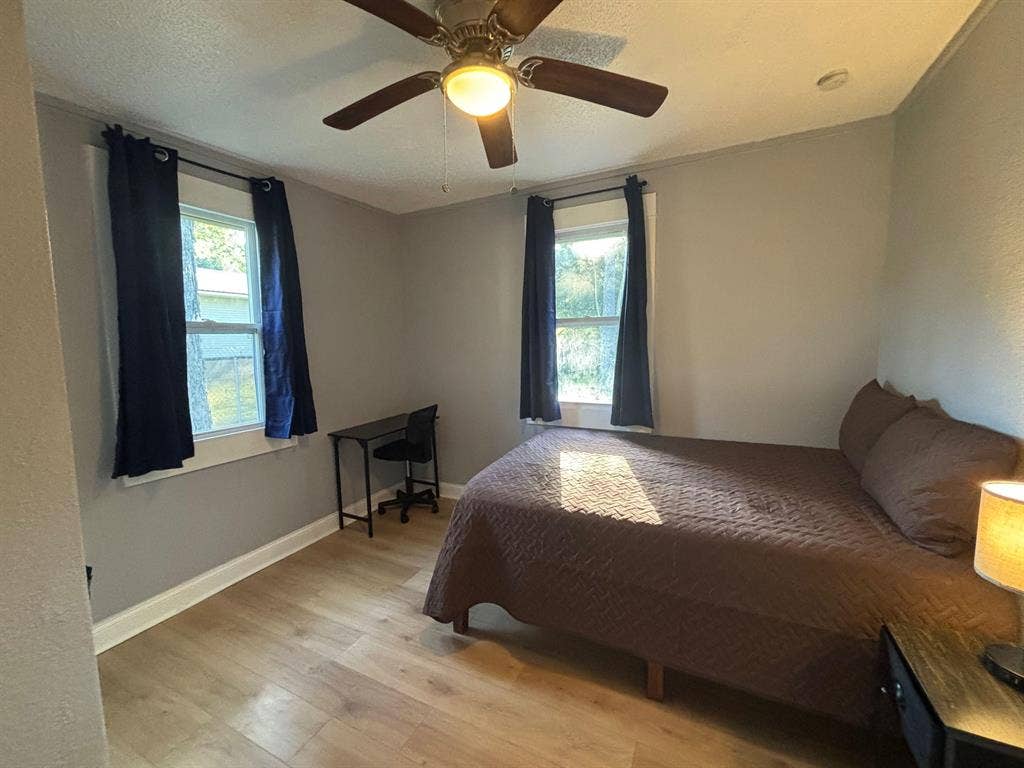 7 BR in Jacksonville