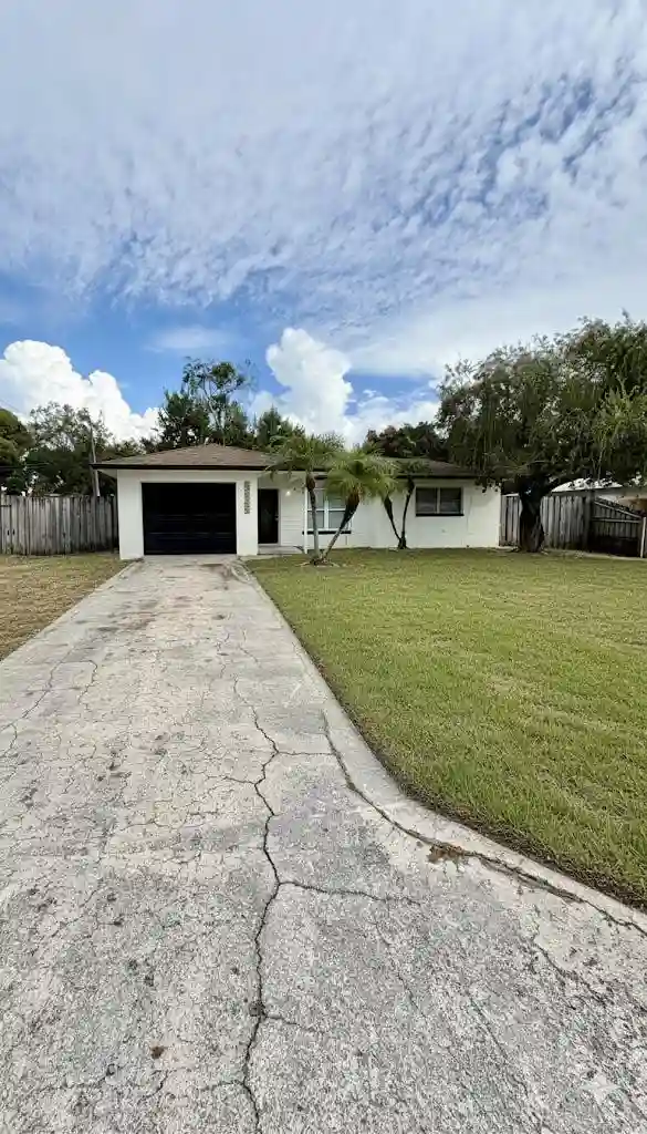4 BR in Port Richey