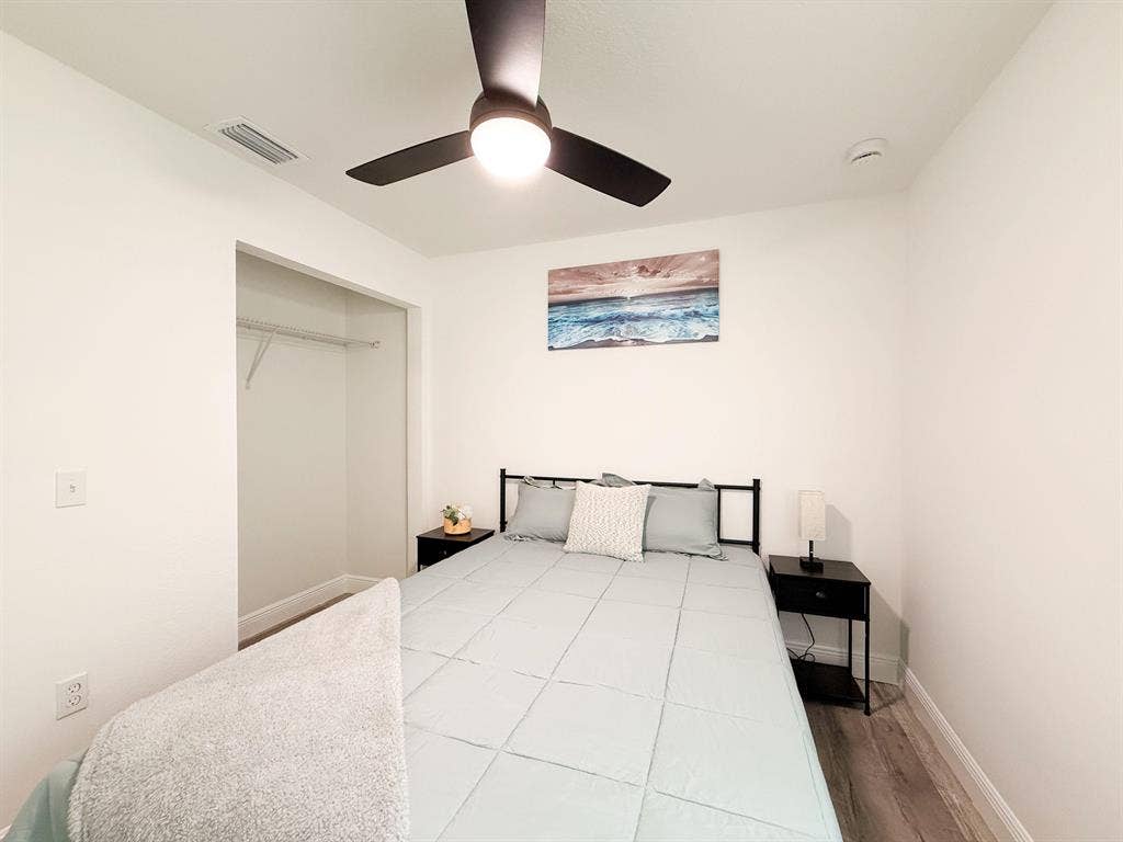 7 BR in Tampa