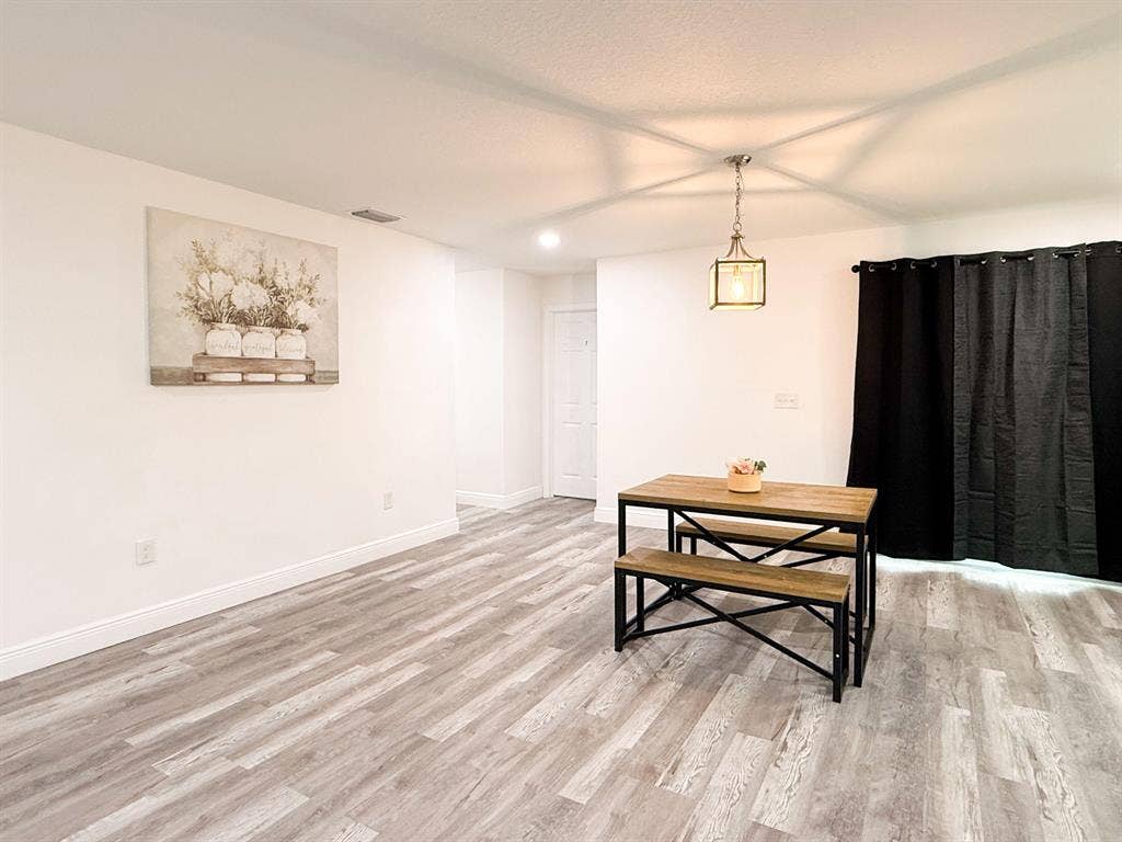 7 BR in Tampa