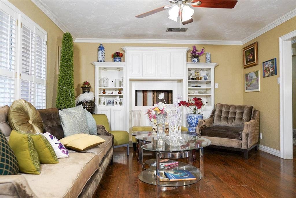 3 BR in Arlington