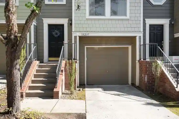 3 BR in Portland