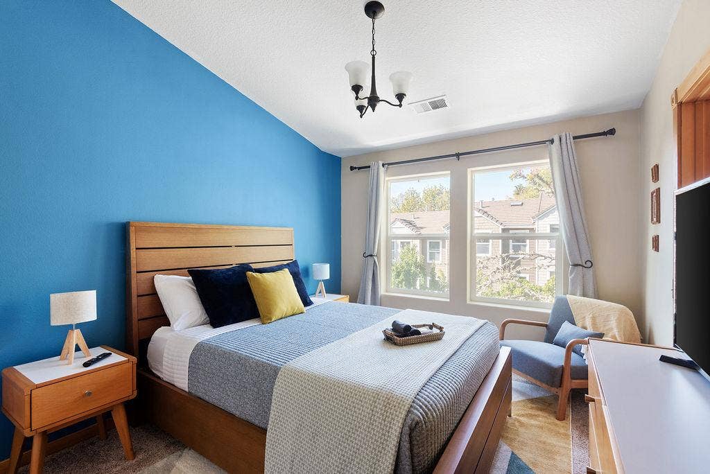 3 BR in Portland