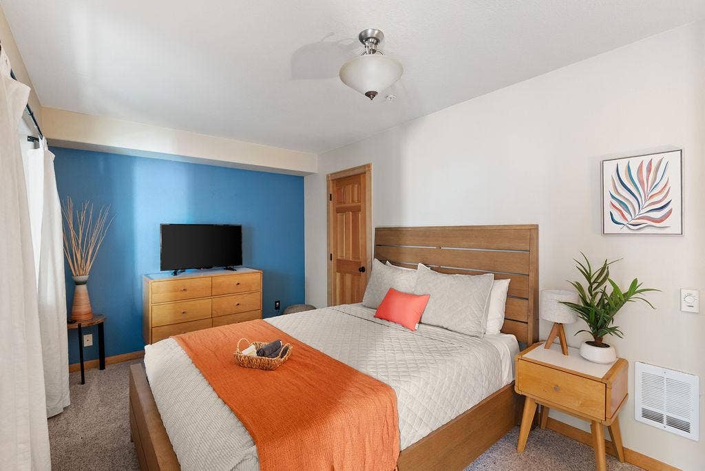 3 BR in Portland