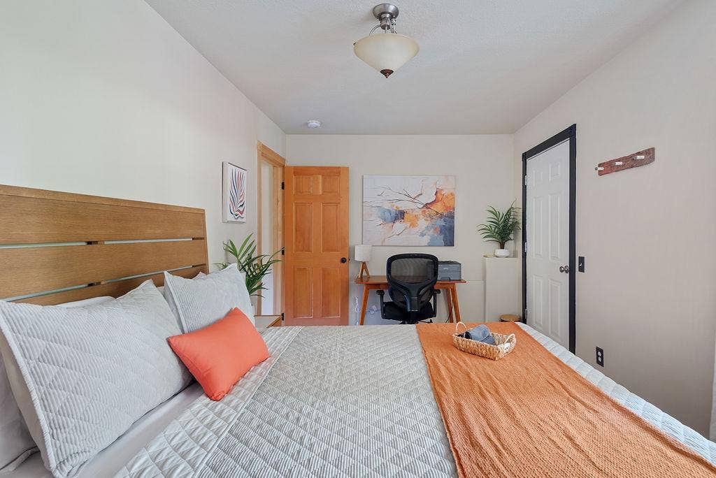 3 BR in Portland