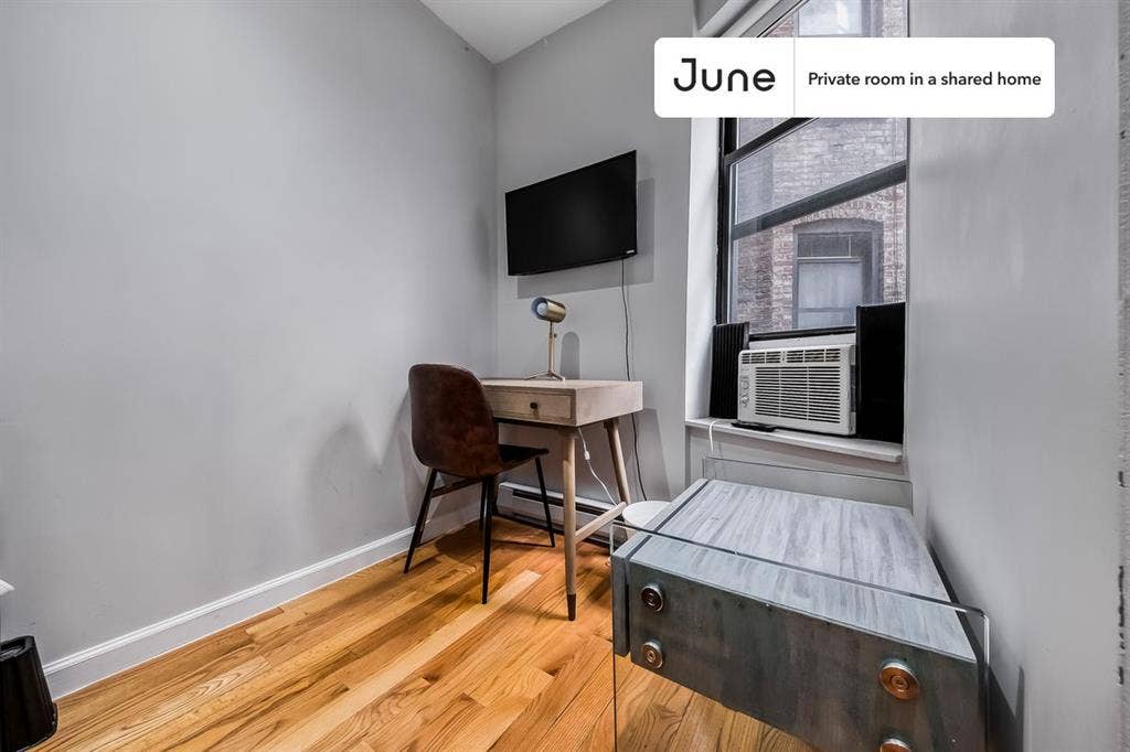 3 BR in New York City